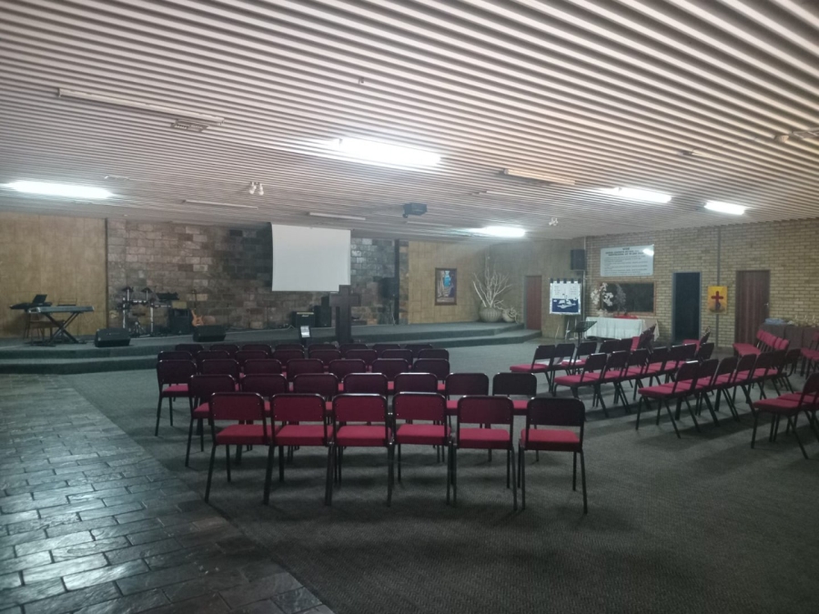  Bedroom Property for Sale in Hoopstad Free State